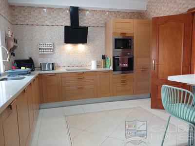 Villa Paloma : Resale Villa in Partaloa, Almería
