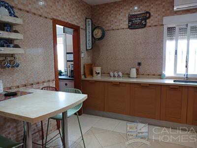Villa Paloma : Resale Villa in Partaloa, Almería