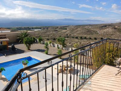 Villa Paloma Vista : Resale Villa in Partaloa, Almería