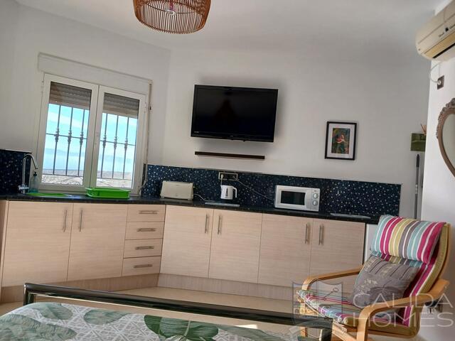 Villa Paloma Vista : Resale Villa for Sale in Partaloa, Almería