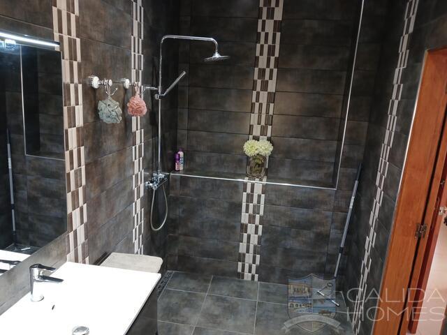 Villa Paloma Vista : Resale Villa for Sale in Partaloa, Almería