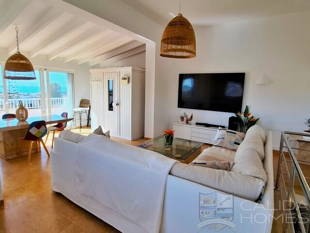 Villa Palomares: Detached Character House for Sale in Palomares, Almería