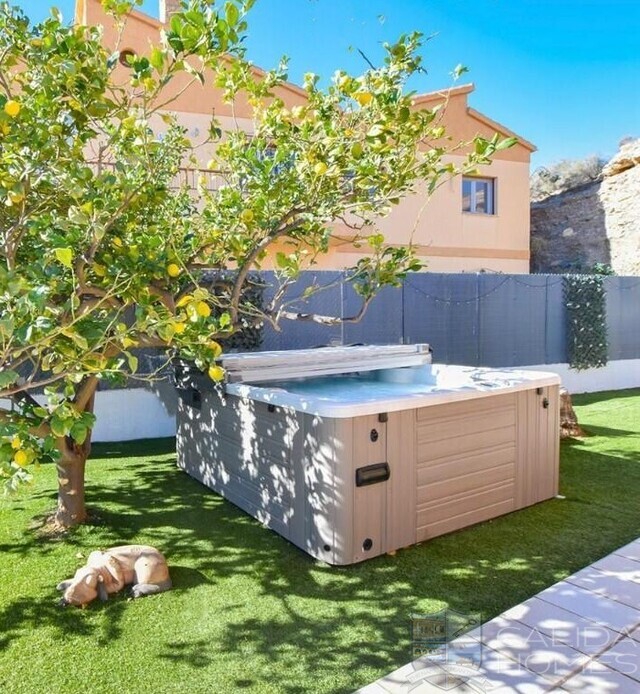 Villa Palomares: Detached Character House for Sale in Palomares, Almería