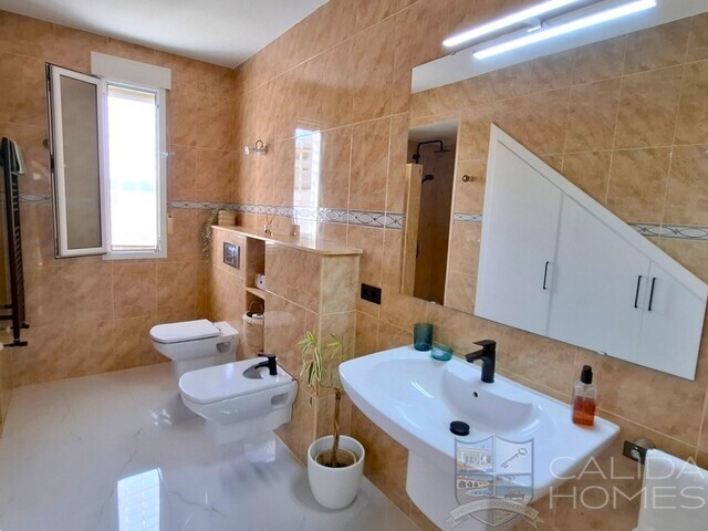 Villa Palomares: Detached Character House for Sale in Palomares, Almería