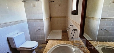 Villa Papillon: Resale Villa in Zurgena, Almería