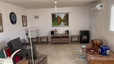 Villa Pasionata: Resale Villa in Arboleas, Almería