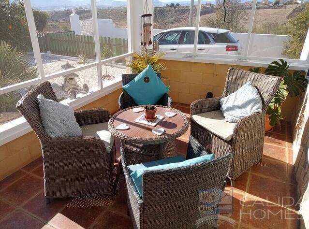 Villa Pear: Herverkoop Villa te Koop in Zurgena, Almería