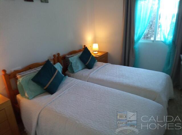 Villa Pear: Resale Villa for Sale in Zurgena, Almería