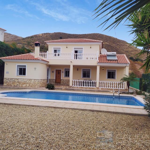 Villa Pearl : Herverkoop Villa te Koop in Arboleas, Almería