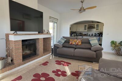 Villa Pebbles: Resale Villa in Cantoria, Almería