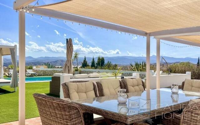 Villa Photinia: Revente Villa à vendre dans Albox, Almería