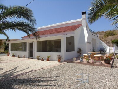 Villa Pino: Herverkoop Villa in Albox, Almería