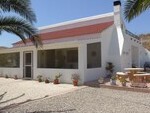 Villa Pino: Herverkoop Villa in Albox, Almería