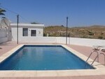 Villa Pino: Herverkoop Villa te Koop in Albox, Almería