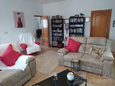 Villa Pomelo : Resale Villa in Arboleas, Almería