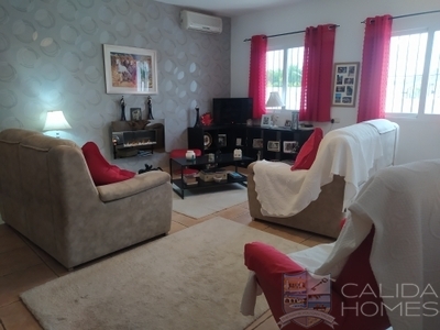 Villa Pomelo : Resale Villa in Arboleas, Almería