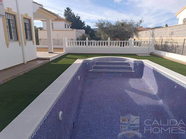 Villa Poppy : Revente Villa à vendre dans Arboleas, Almería