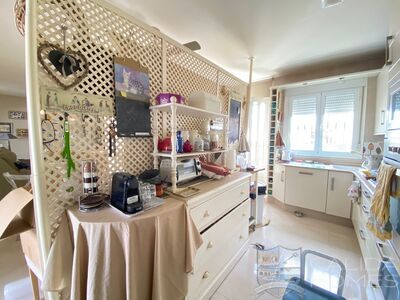 Villa Prado: Resale Villa in Arboleas, Almería