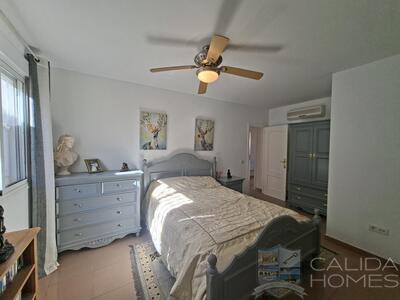 Villa Puerta de Luna : Resale Villa in Arboleas, Almería