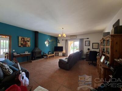 Villa Pura : Resale Villa in Arboleas, Almería