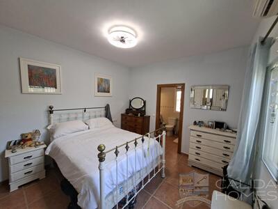 Villa Pura : Resale Villa in Arboleas, Almería