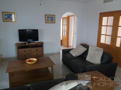 Villa Rochelle : Resale Villa in Arboleas , Almería