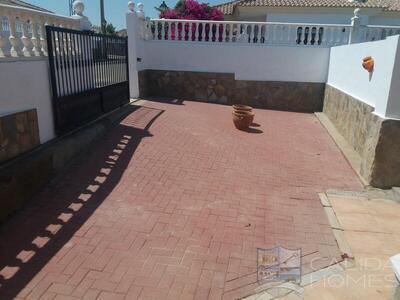 Villa Rochelle : Resale Villa in Arboleas , Almería