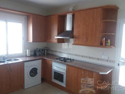 Villa Rochelle : Resale Villa in Arboleas , Almería