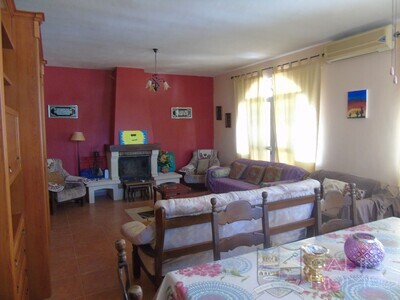 VILLA ROCO: Resale Villa in Albanchez, Almería