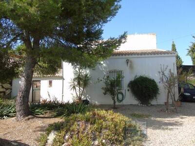 VILLA ROCO: Resale Villa in Albanchez, Almería