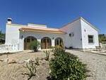 Villa Romero : Resale Villa for Sale in Arboleas, Almería