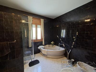Villa Romero : Resale Villa in Arboleas, Almería
