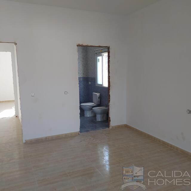 Villa Roselle: Resale Villa for Sale in Arboleas, Almería