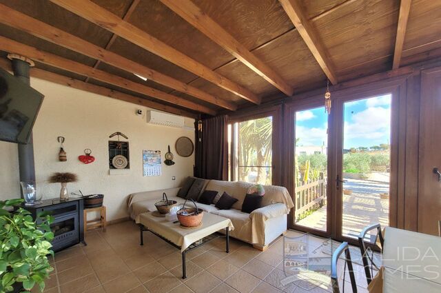 Villa Rustica : Resale Villa for Sale in Mojacar Playa, Almería