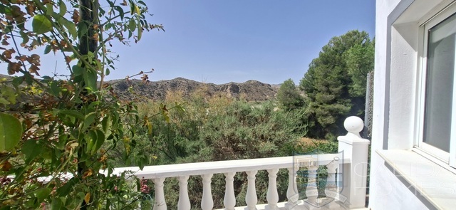 Villa Sable : Resale Villa for Sale in Arboleas, Almería