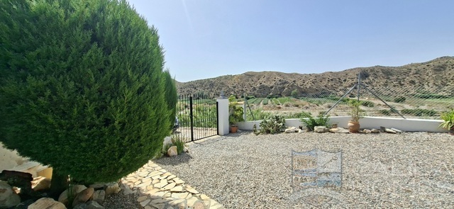 Villa Sable : Resale Villa for Sale in Arboleas, Almería