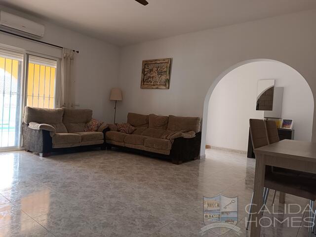 Villa Saffron : Resale Villa for Sale in Arboleas, Almería