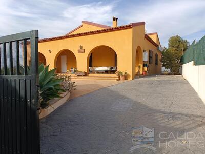 Villa Saffron : Resale Villa in Arboleas, Almería