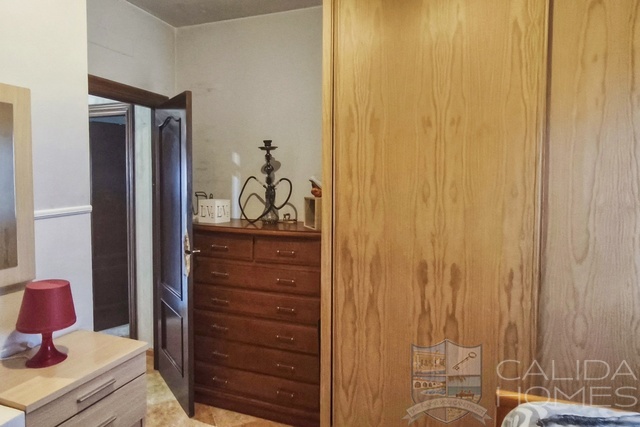 Villa Samba: Resale Villa for Sale in Arboleas, Almería