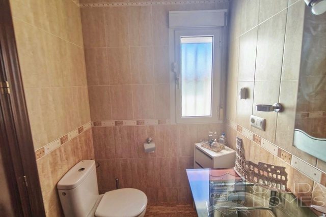 Villa Samba: Resale Villa for Sale in Arboleas, Almería