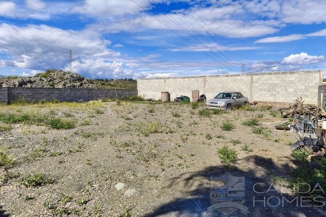 Villa Samba: Resale Villa for Sale in Arboleas, Almería