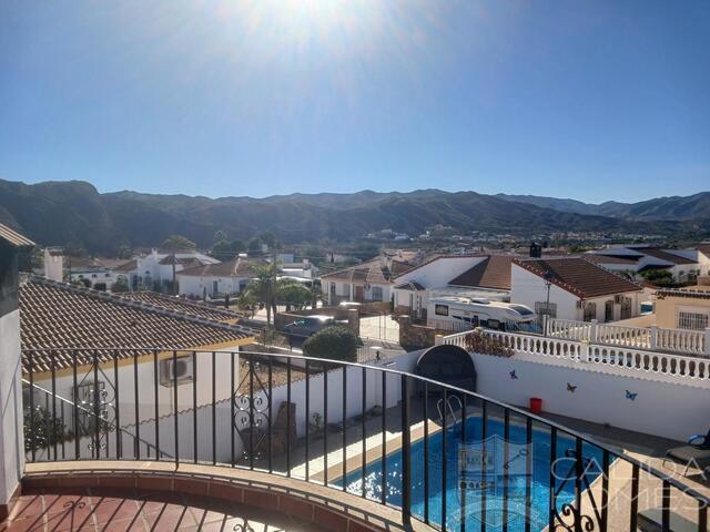 Villa Sasta : Resale Villa for Sale in Arboleas, Almería