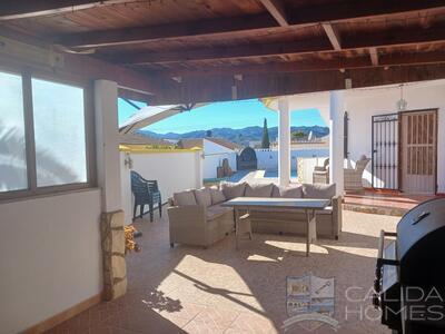 Villa Sasta : Resale Villa in Arboleas, Almería