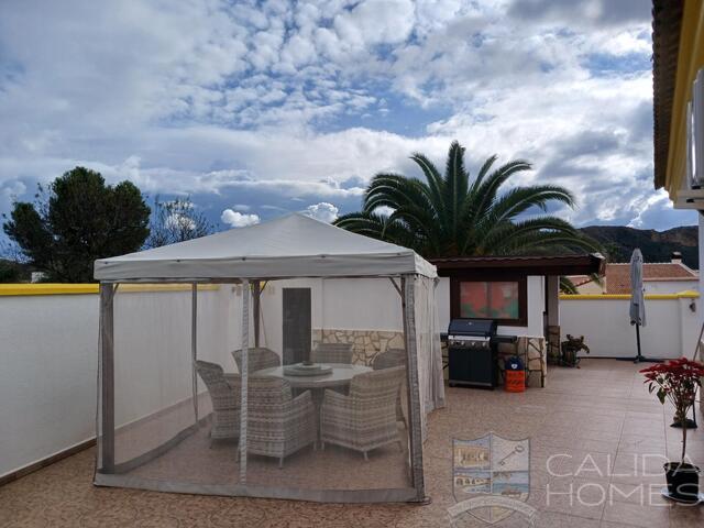 Villa Sasta : Resale Villa for Sale in Arboleas, Almería