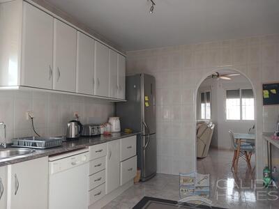 Villa Sasta : Resale Villa in Arboleas, Almería