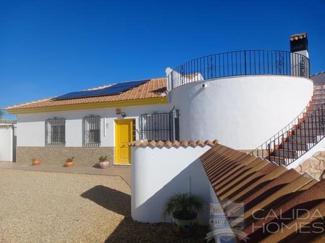 Villa Sasta : Resale Villa for Sale in Arboleas, Almería