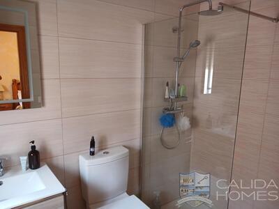 Villa Secreto: Resale Villa in Arboleas, Almería