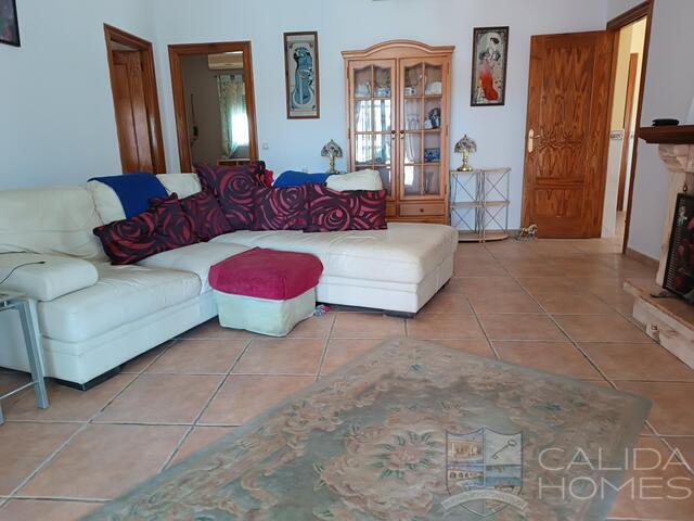 Villa Sedona : Resale Villa for Sale in Arboleas, Almería