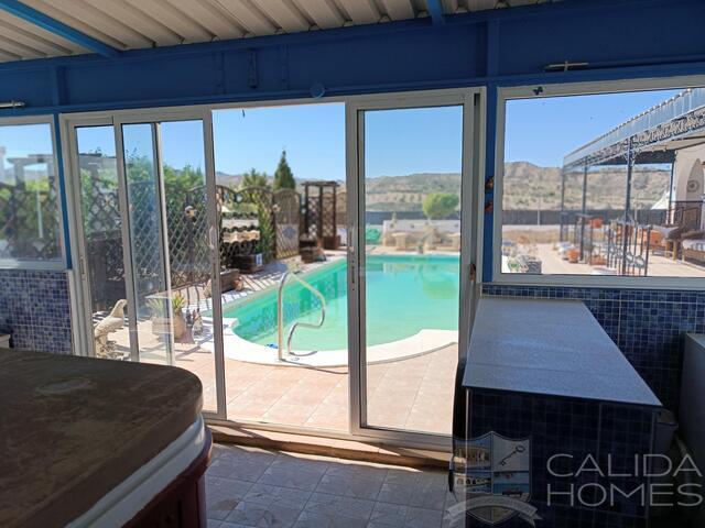 Villa Sedona : Resale Villa for Sale in Arboleas, Almería