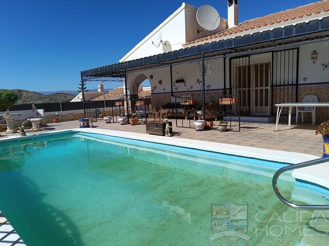 Villa Sedona : Resale Villa for Sale in Arboleas, Almería